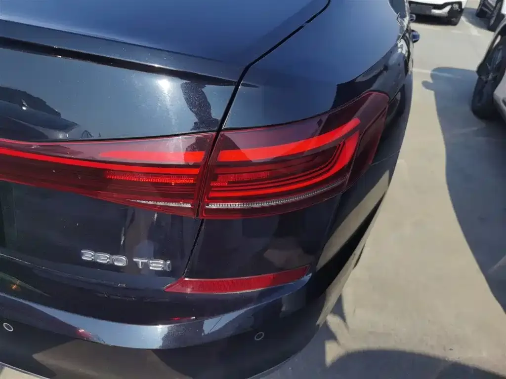 Volkswagen Passat 2022 из CN, фото 9