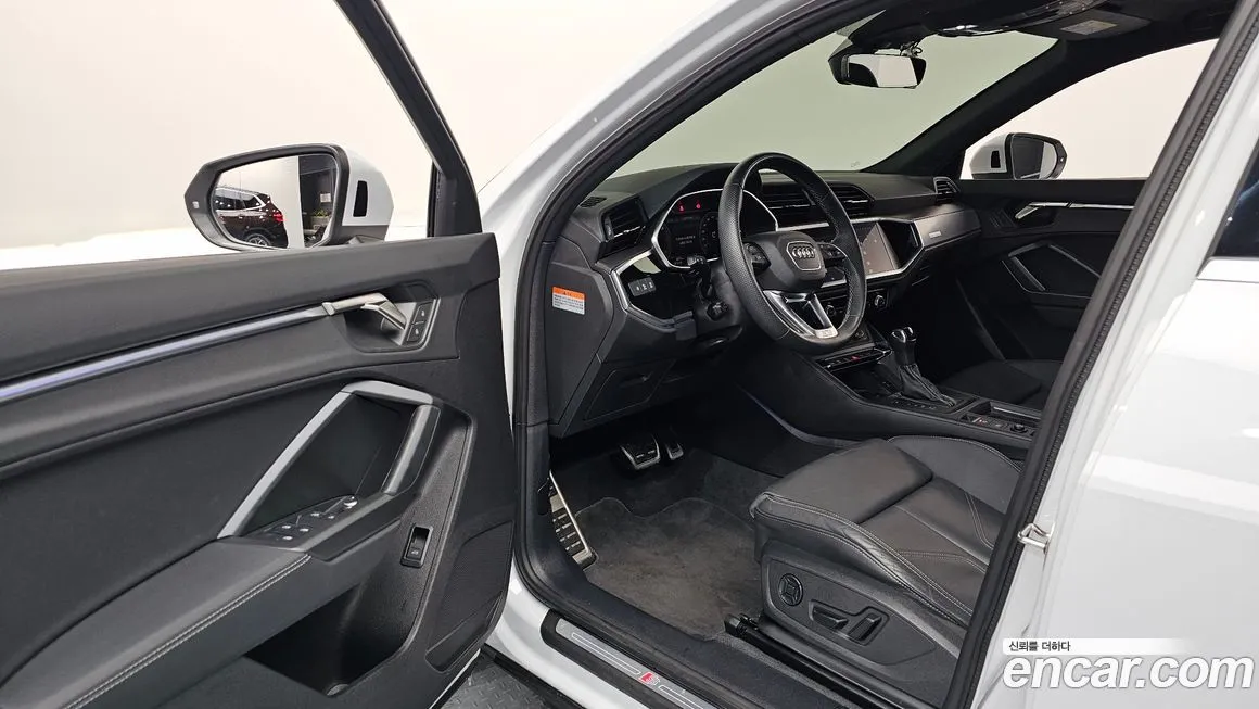 Audi Q3 2023 из KR, фото 8