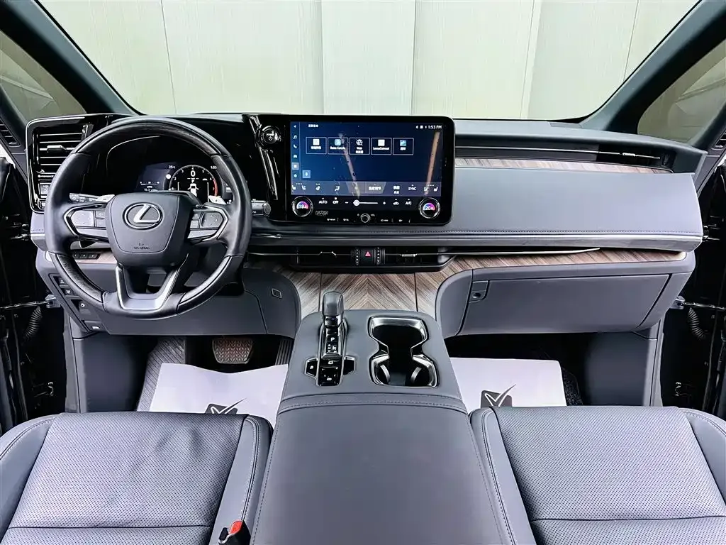 Lexus LM 2024 из CN, фото 9