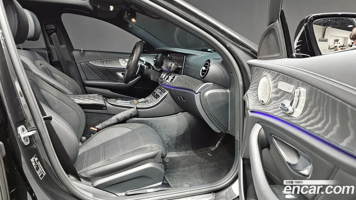 Mercedes-Benz E-Class 2023 из KR, фото 7