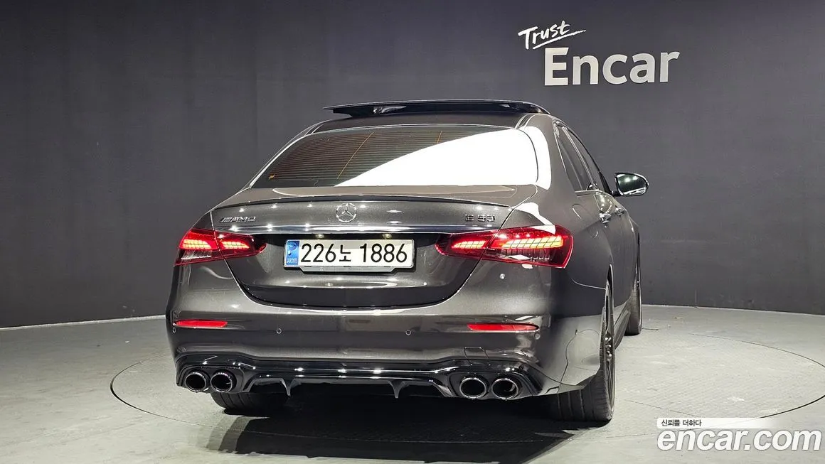 Mercedes-Benz E-Class 2023 из KR, фото 3
