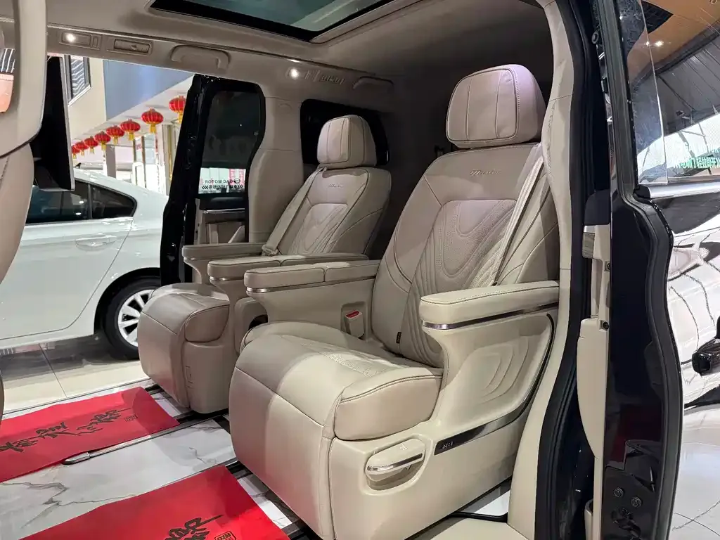 GAC Motor Trumpchi M8 — фото 10