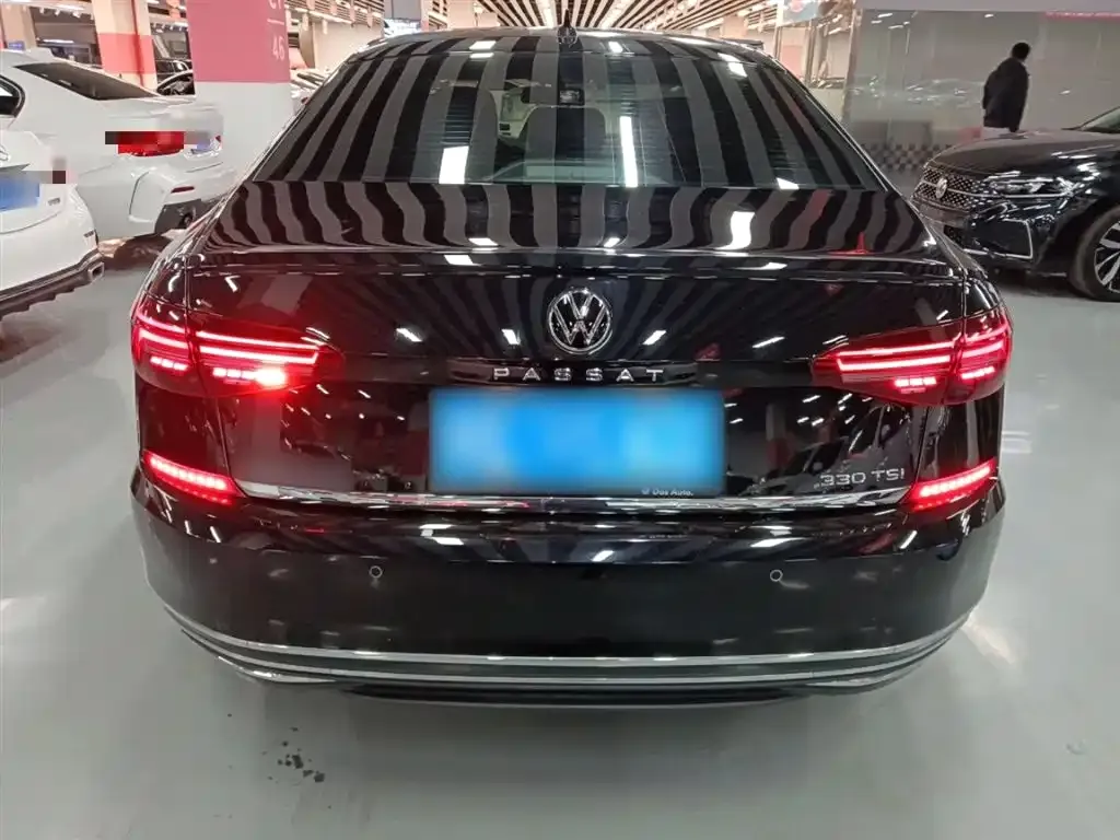 Volkswagen Passat 2021 из CN, фото 3