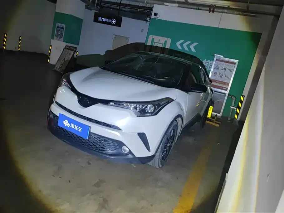 Toyota C-HR 2021 из CN, фото 1