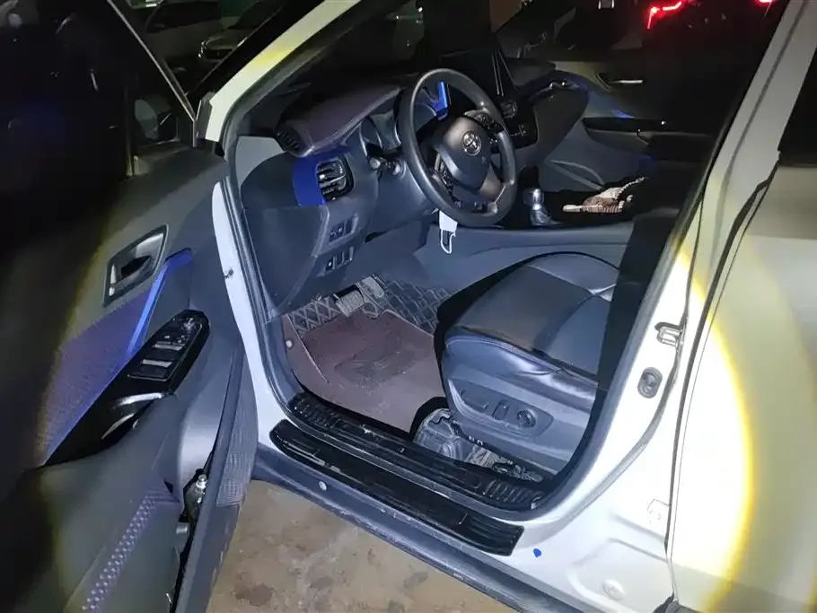 Toyota C-HR 2021 из CN, фото 7