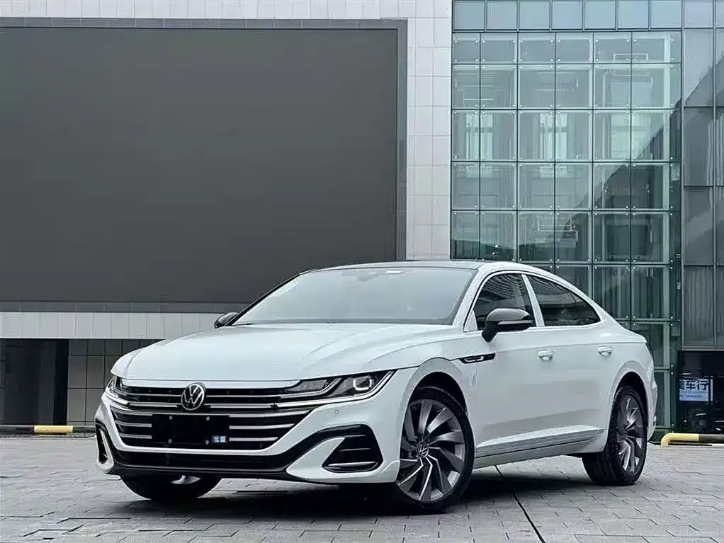 Volkswagen CC 2022 из CN, фото 1