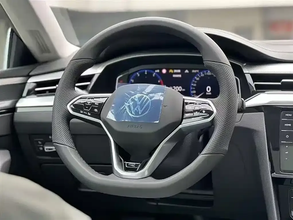 Volkswagen CC 2022 из CN, фото 2
