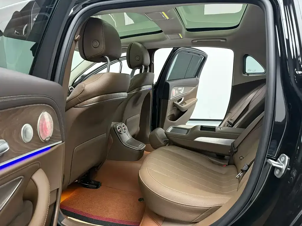 Mercedes-Benz E-Class 2023 из CN, фото 8