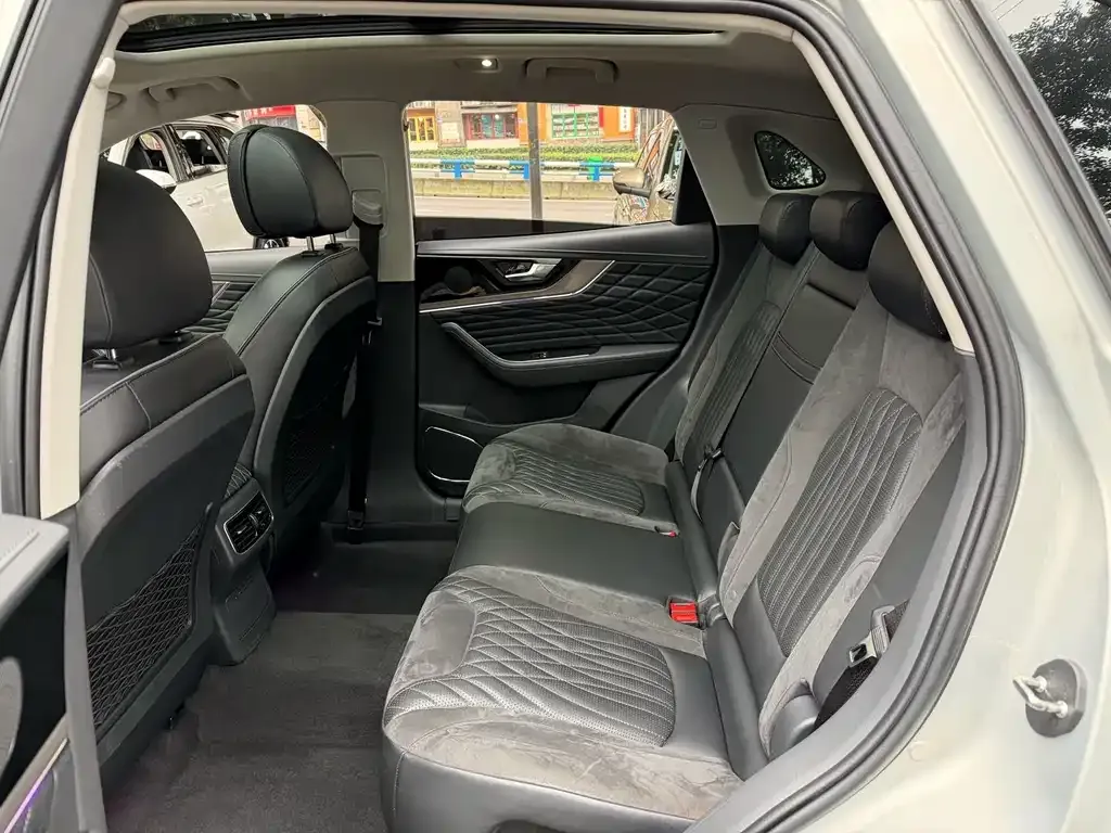 Hongqi HS5 2022 из CN, фото 3