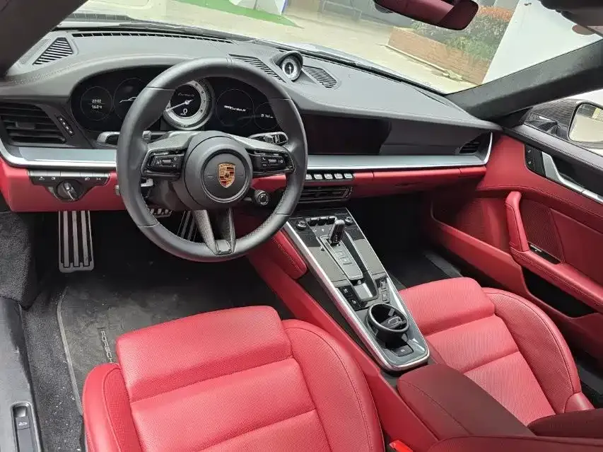 Porsche 911 2023 из CN, фото 5