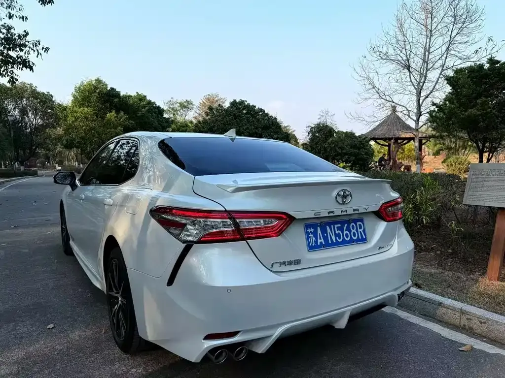 Toyota Camry 2022 из CN, фото 4