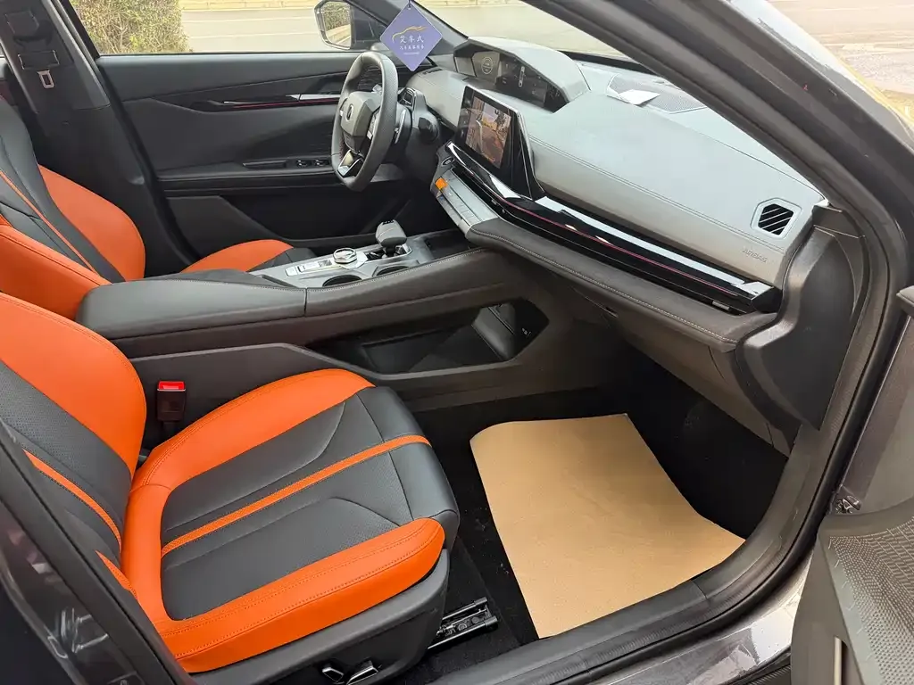 Changan UNI-V 2024 из CN, фото 7