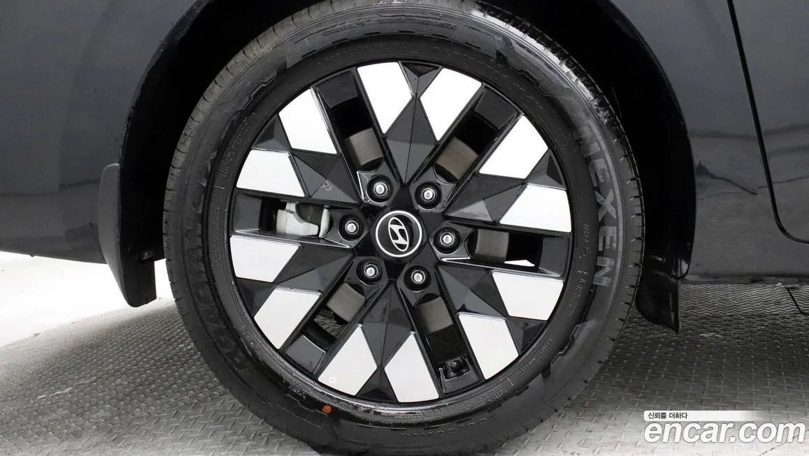 Hyundai Staria — фото 6
