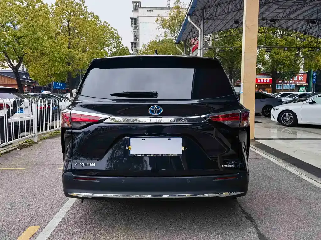 Toyota Sienna 2022 из CN, фото 10