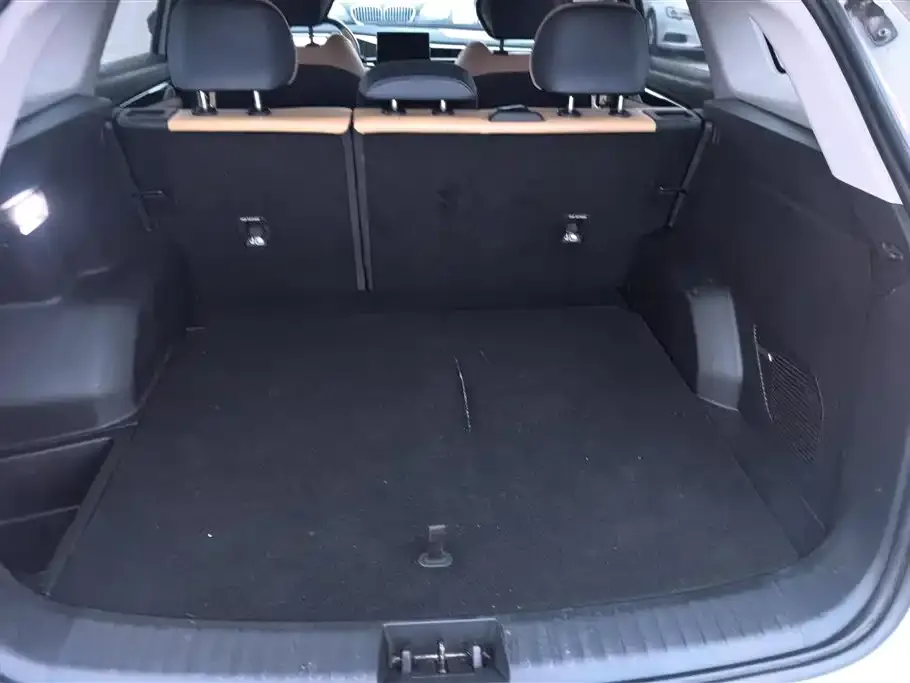 Geely Boyue L 2024 из CN, фото 3