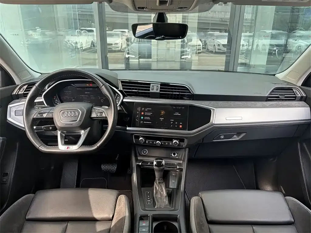 Audi Q3 Sportback 2023 из CN, фото 6