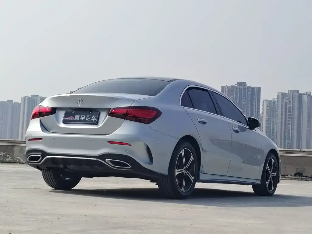 Mercedes-Benz A-Class — фото 9