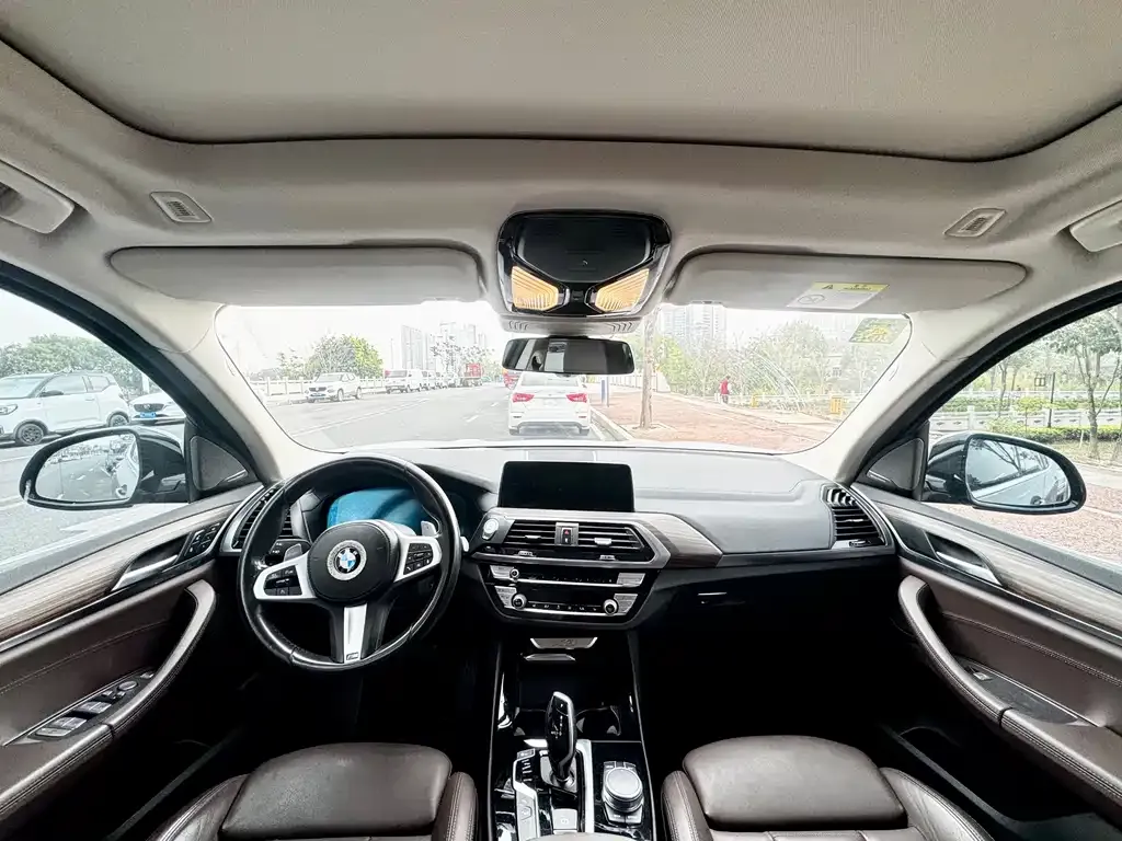 BMW X3 2021 из CN, фото 2