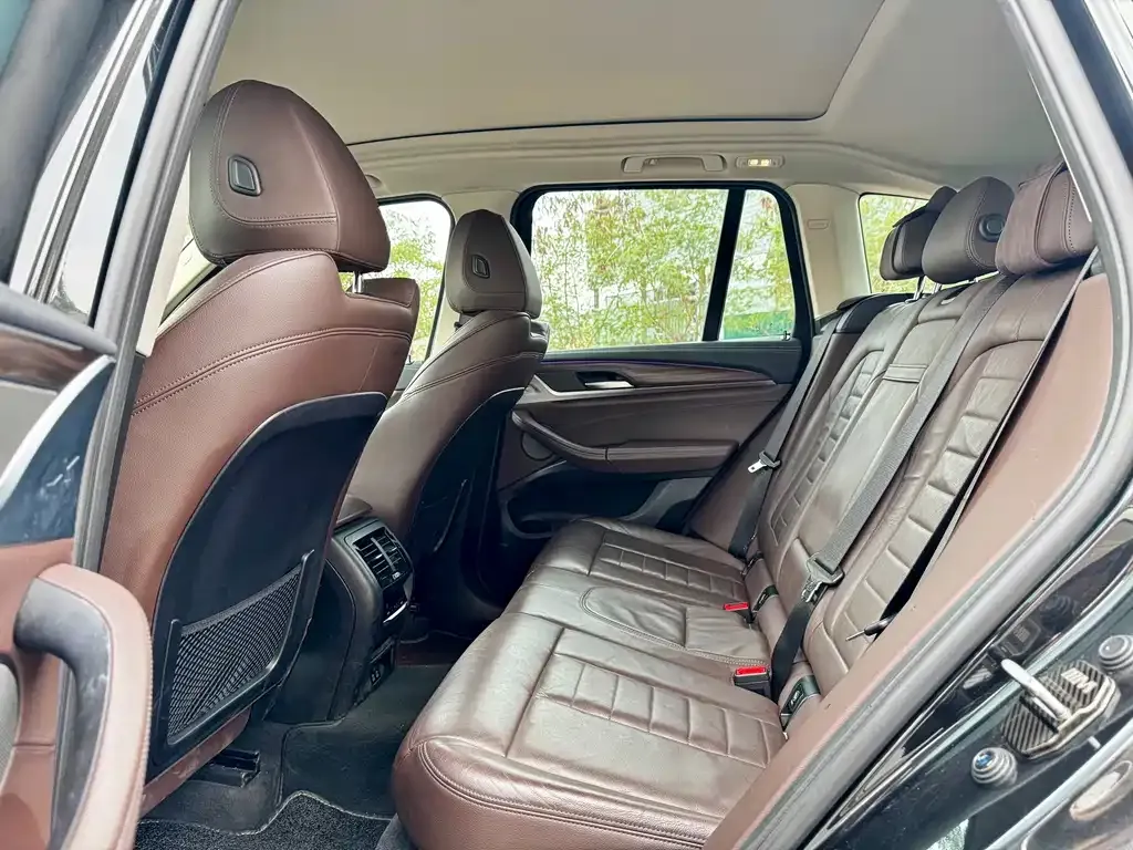 BMW X3 2021 из CN, фото 4