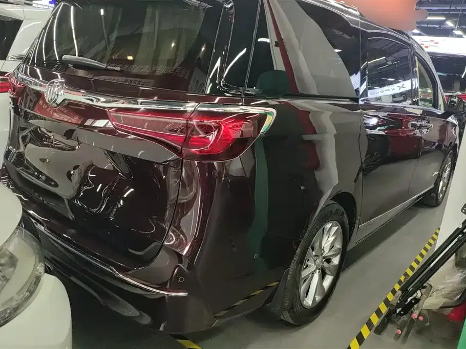 Buick GL8 2021 из CN, фото 4