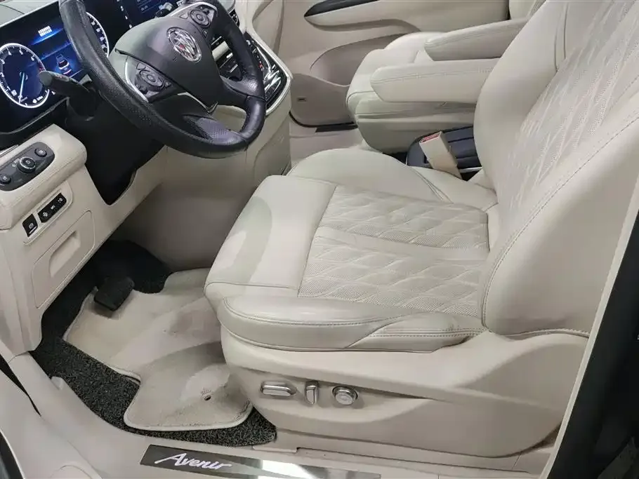 Buick GL8 2021 из CN, фото 8