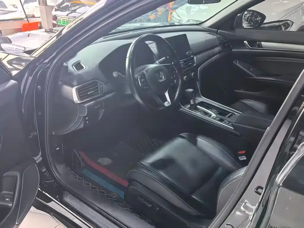 Honda Inspire 2023 из CN, фото 6
