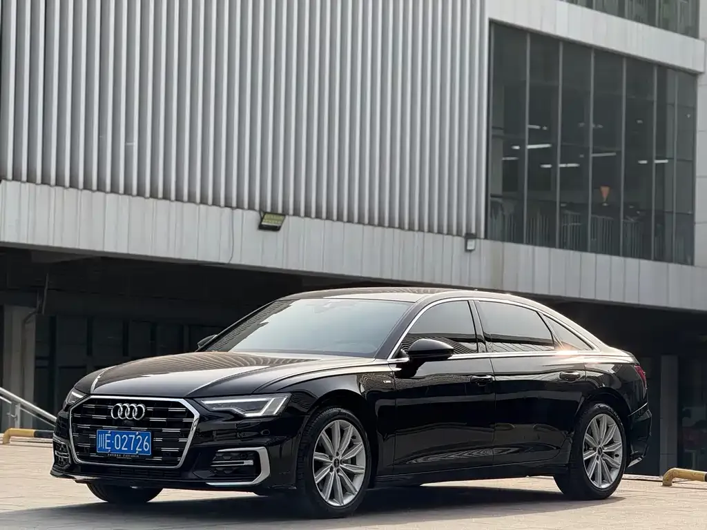 Audi A6L — фото 4