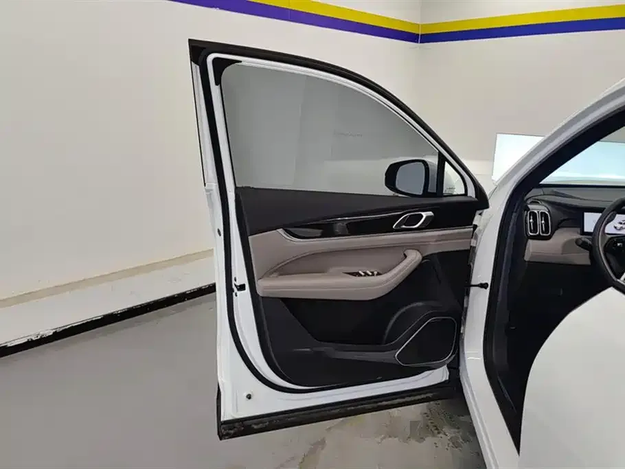 Geely Boyue L 2025 из CN, фото 3