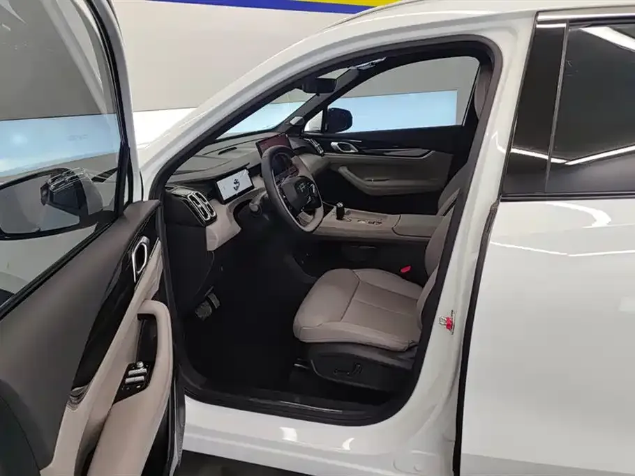 Geely Boyue L 2025 из CN, фото 7