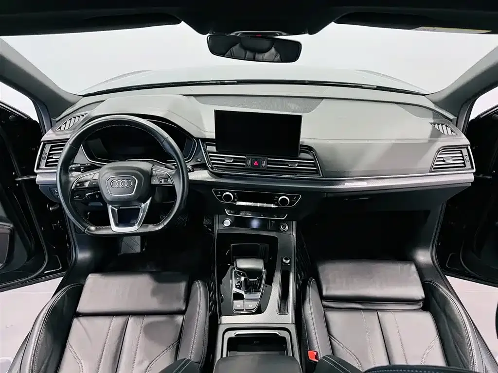Audi Q5L 2023 из CN, фото 3