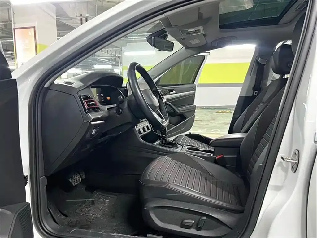Volkswagen Lavida 2022 из CN, фото 2