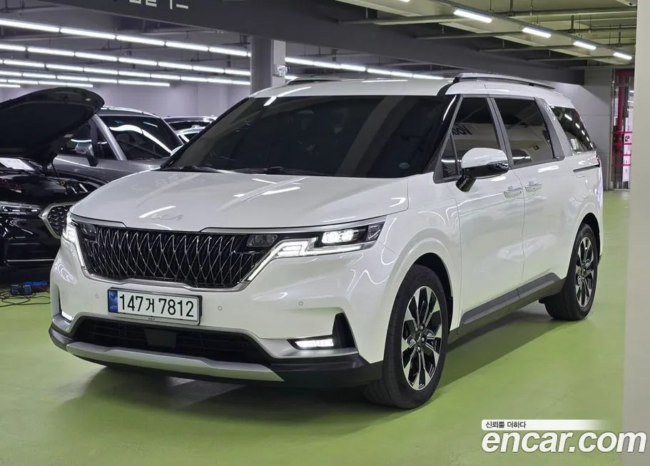 Kia Carnival 2023 из KR, фото 1