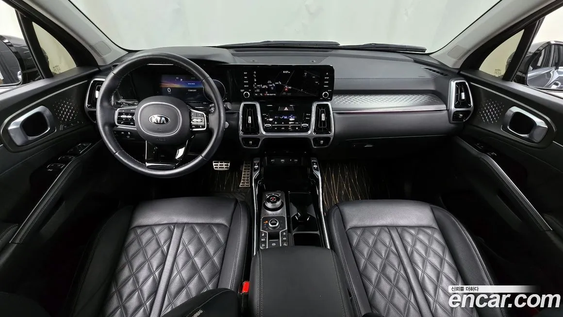 Kia Sorento — фото 7