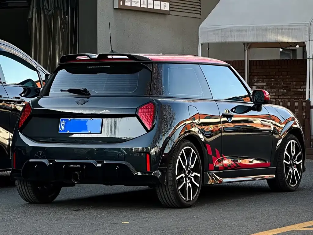 MINI JCW (John Cooper Works) 2025 из CN, фото 5