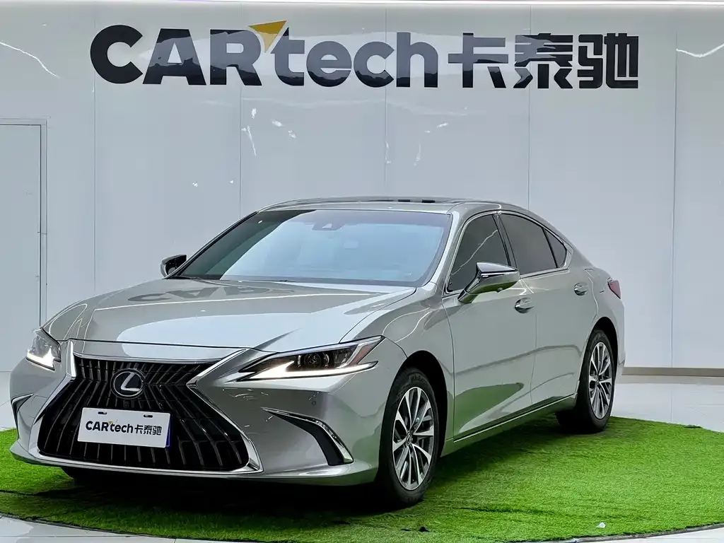 Lexus ES 2023 из CN, фото 1
