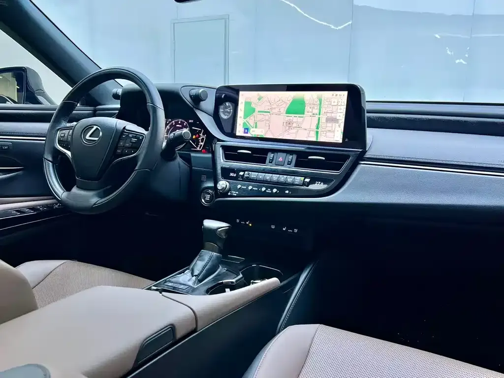 Lexus ES 2023 из CN, фото 4