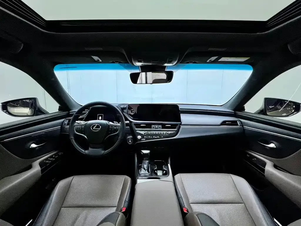 Lexus ES 2023 из CN, фото 3