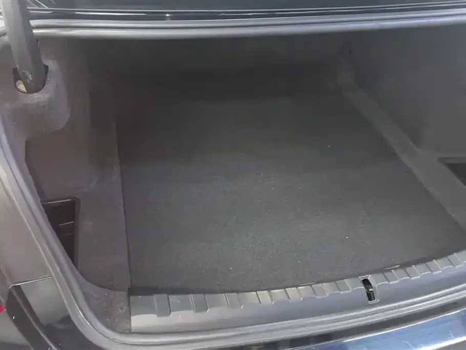BMW 3 Series 2022 из CN, фото 8