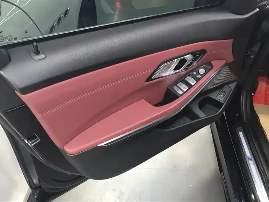 BMW 3 Series 2022 из CN, фото 5