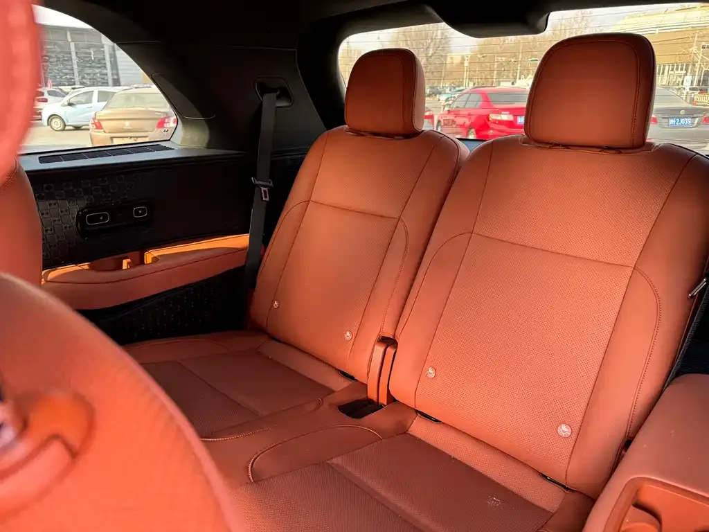 Li Auto L8 2025 из CN, фото 7