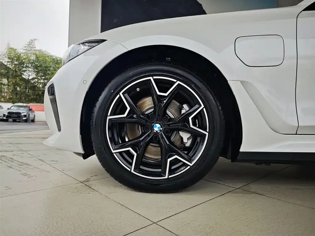 BMW i3 2024 из CN, фото 5