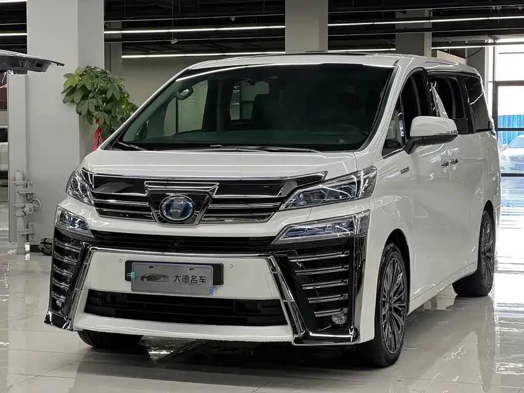 Toyota Vellfire 2021 из CN, фото 1