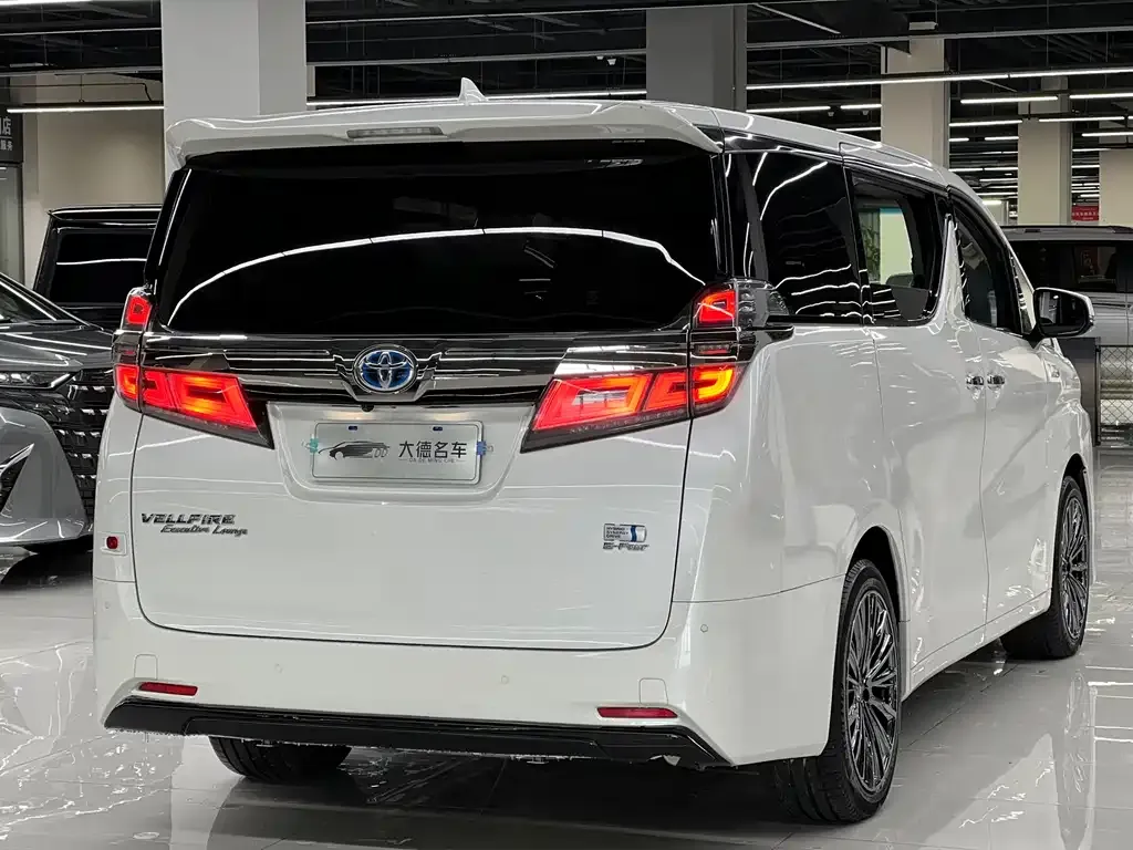 Toyota Vellfire 2021 из CN, фото 7
