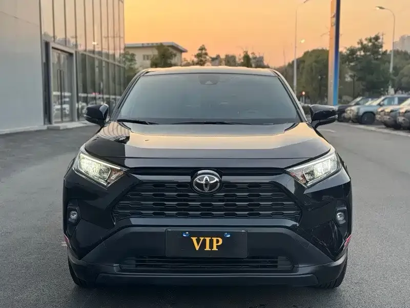Toyota RAV4 2024 из CN, фото 8