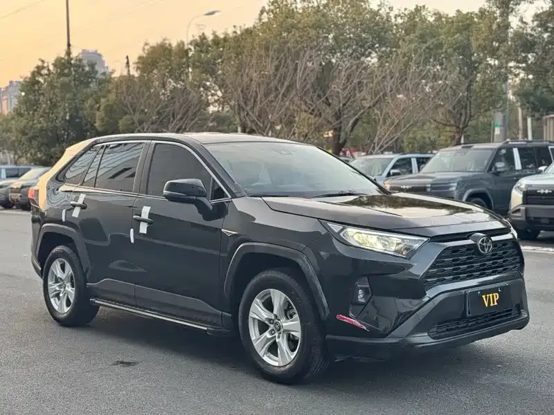 Toyota RAV4 2024 из CN, фото 6