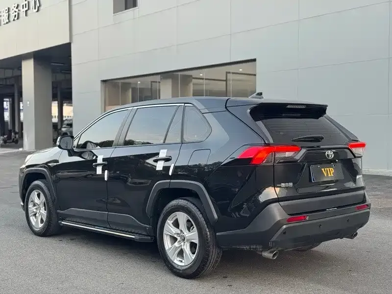 Toyota RAV4 2024 из CN, фото 7