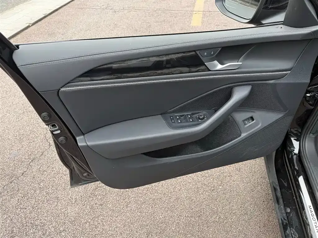 Volkswagen Magotan 2025 из CN, фото 6