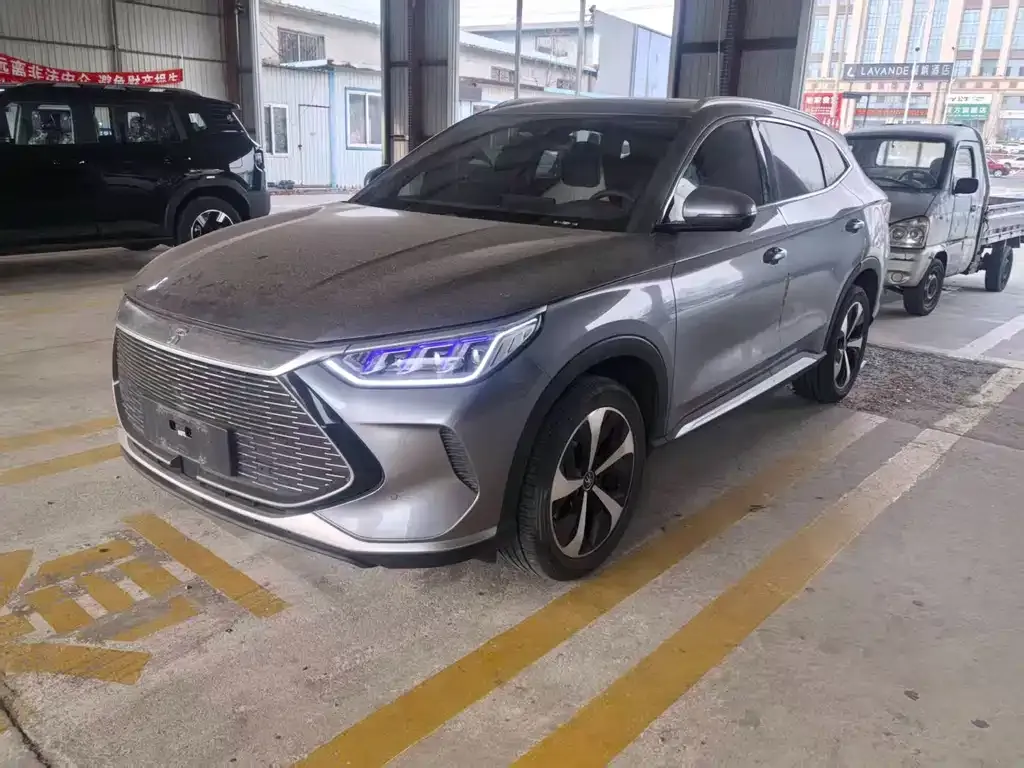 BYD PLUS New Energy — фото 1