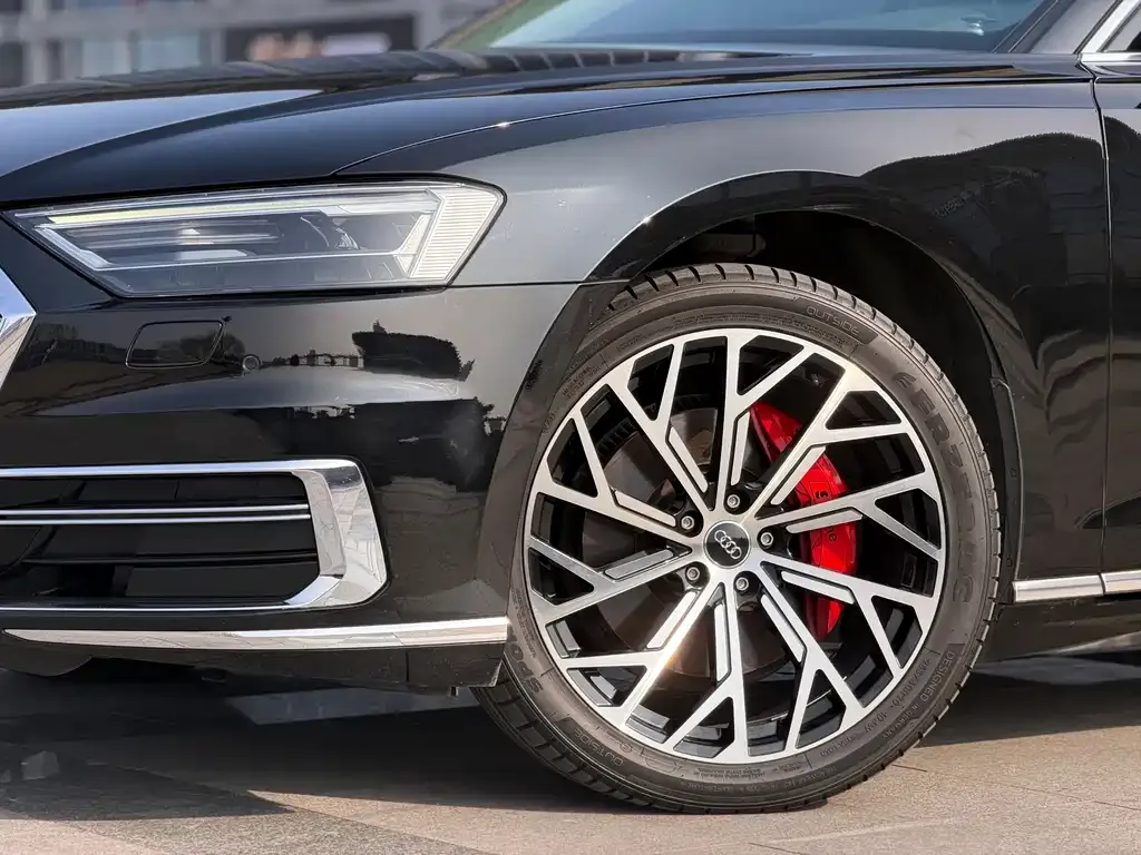 Audi A8 2021 из CN, фото 9