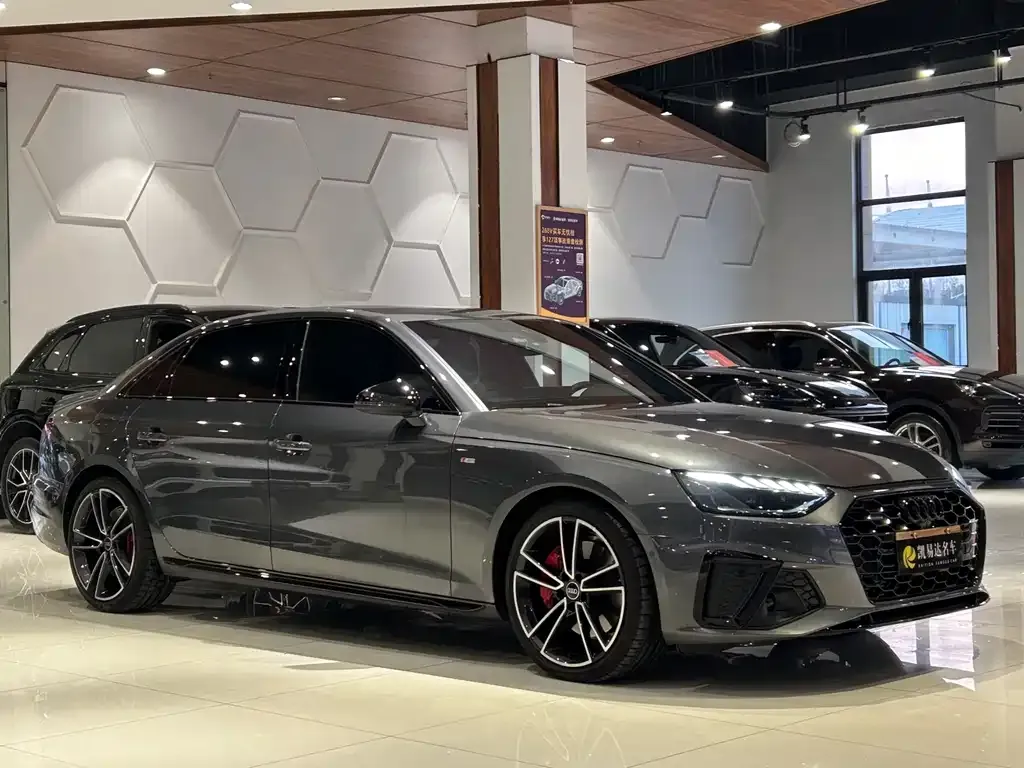 Audi A4L 2025 из CN, фото 9